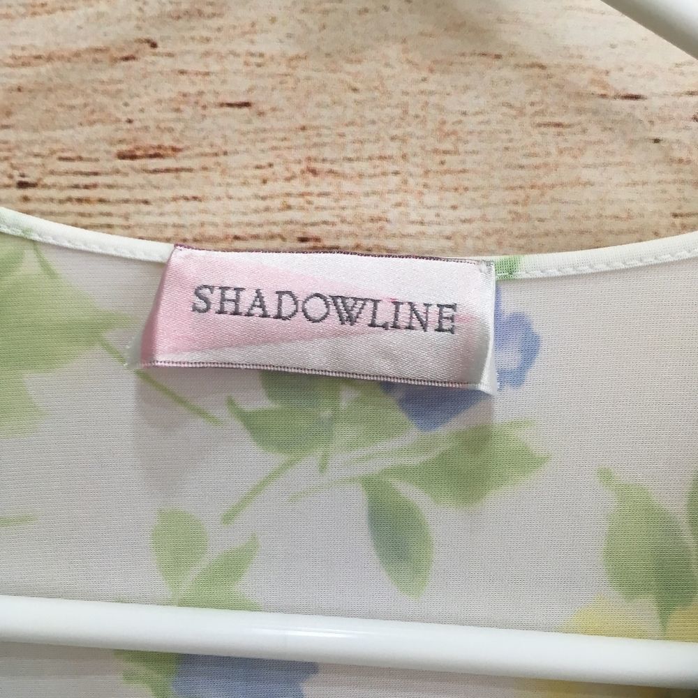 ‎VINTAGE SHADOWLINE FLORAL PRINT ROBE - Picture 5 of 9